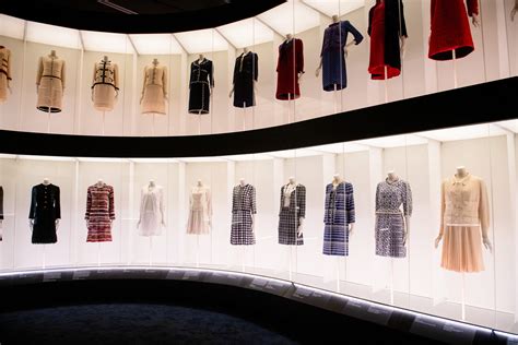 chanel at the v and a|gabrielle Chanel fashion manifesto.